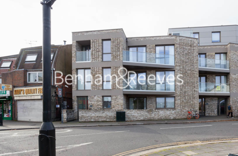 2  bedrooms flat to rent in Seaford Road, Northfields, W13-image 6