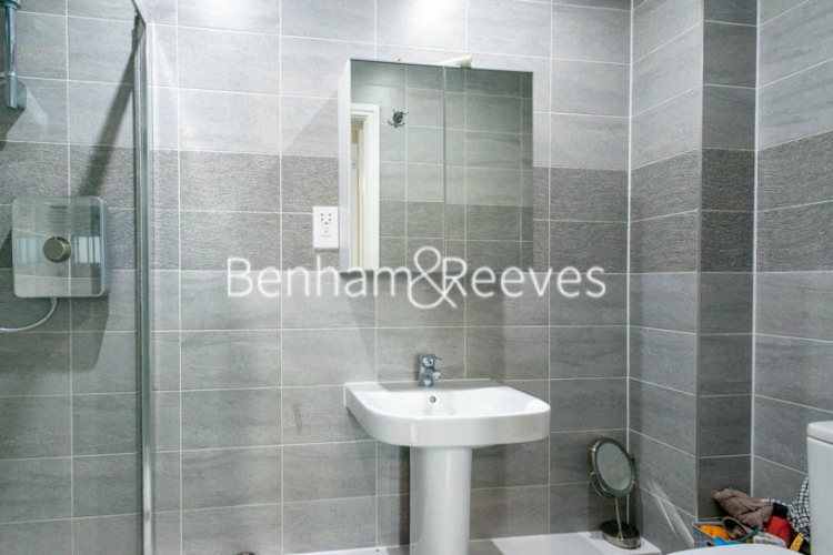 2 bedrooms flat to rent in Sudbury Hill, Harrow, HA1-image 5