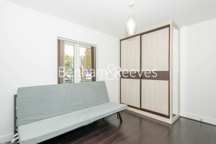 2 bedrooms flat to rent in Sudbury Hill, Harrow, HA1-image 12