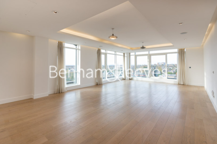 3 bedrooms flat to rent in Longfield Avenue, Ealing, W5-image 1