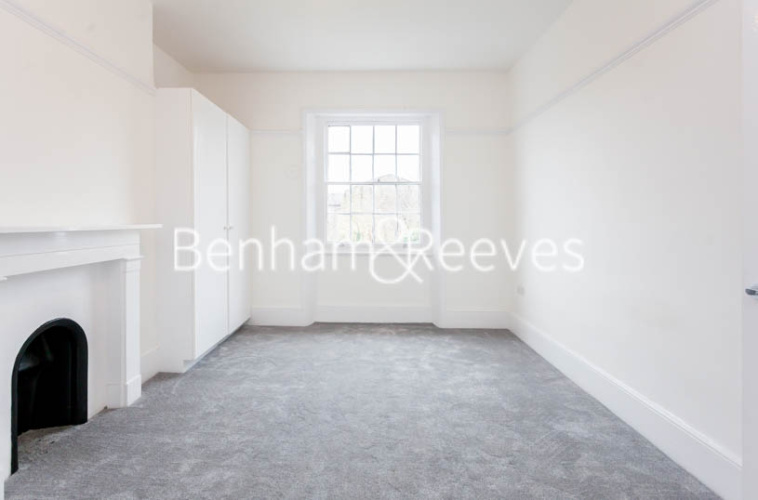 2 bedrooms flat to rent in The Common, Ealing, W5-image 1