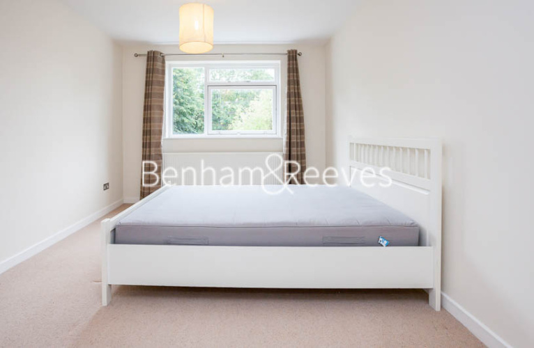 2  bedrooms flat to rent in Mount Park Road, Ealing, W5-image 7