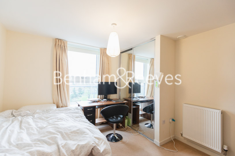 2 bedrooms flat to rent in Granville Gardens, Ealing Common, W5-image 10