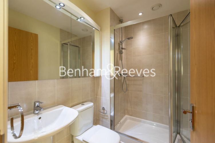 2 bedrooms flat to rent in Granville Gardens, Ealing Common, W5-image 4