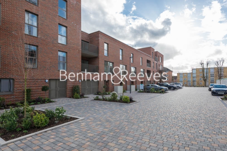 2  bedrooms flat to rent in Hargrave Drive, Harrow, HA1-image 10