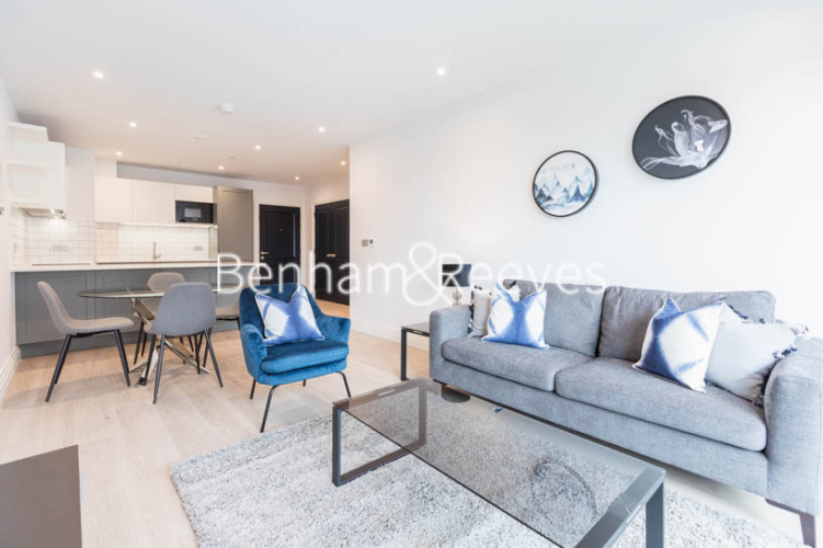 2  bedrooms flat to rent in Filmworks Walk, Ealing, W5-image 1