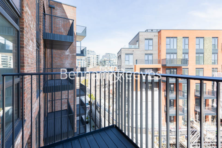 2  bedrooms flat to rent in Filmworks Walk, Ealing, W5-image 7