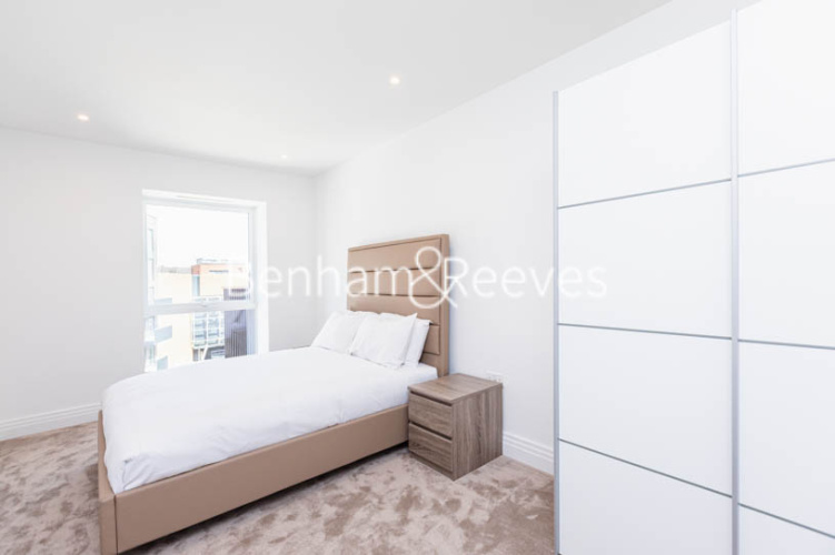 2  bedrooms flat to rent in Filmworks Walk, Ealing, W5-image 13
