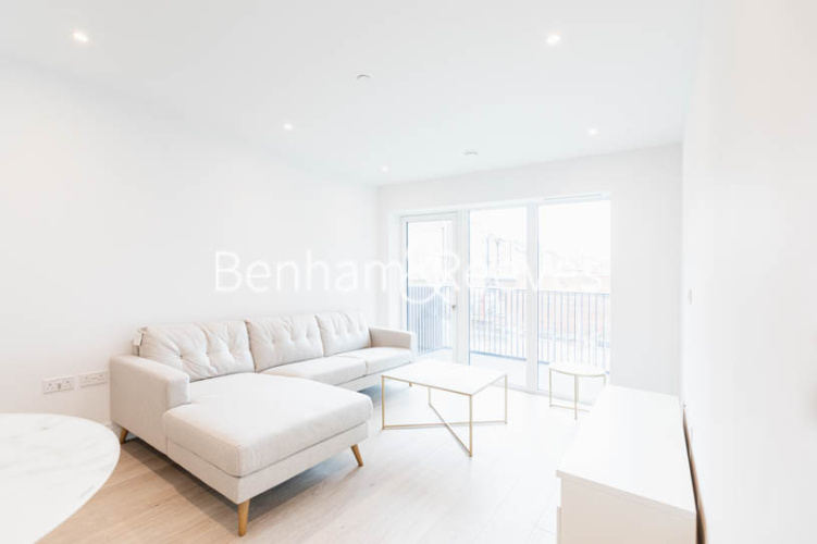 1  bedroom flat to rent in Filmworks Walk, Ealing, W5-image 8
