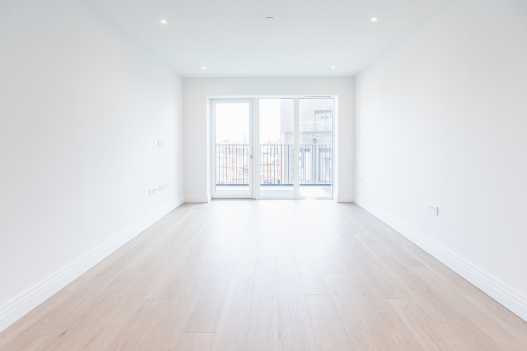 2  bedrooms flat to rent in Filmworks Walk, Ealing, W5-image 1