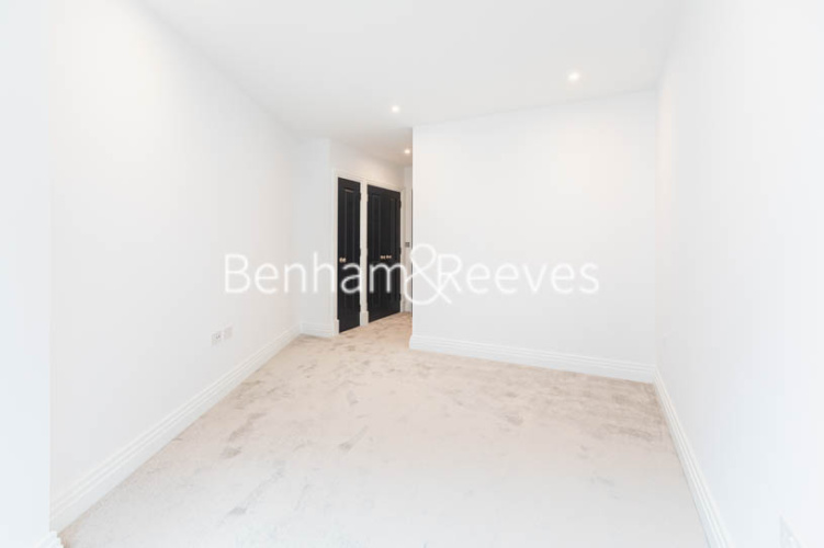 2 bedrooms flat to rent in Filmworks Walk, Ealing, W5-image 14