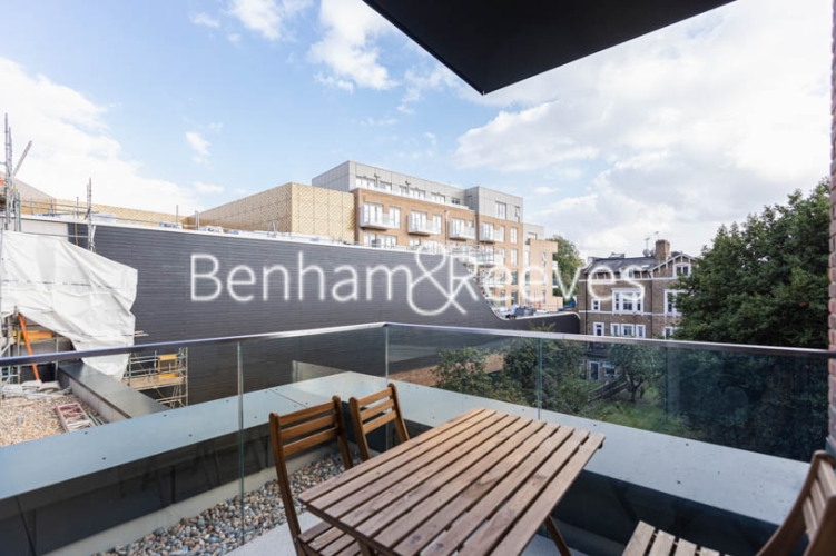 2 bedrooms flat to rent in Filmworks Walk, Ealing, W5-image 5