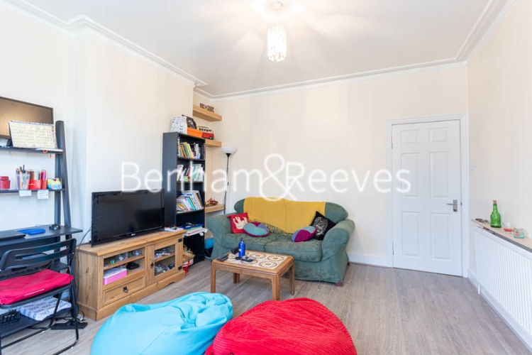 2 bedrooms flat to rent in Kingsdown Avenue, Northfields, W13-image 6