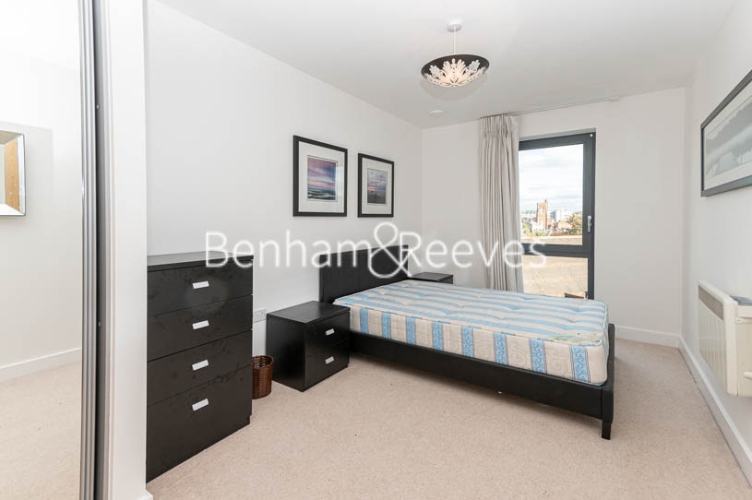 1  bedroom flat to rent in Bronnley Court, Acton, W3-image 8