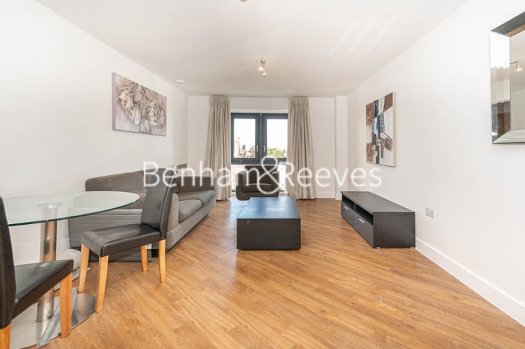 1  bedroom flat to rent in Bronnley Court, Acton, W3-image 11