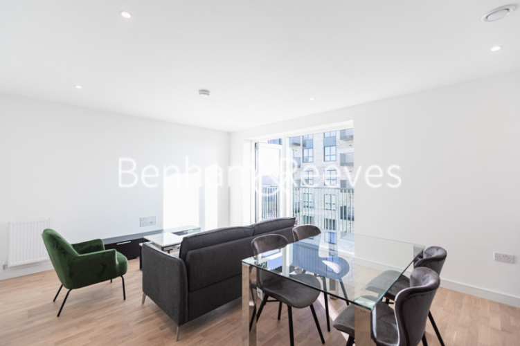 1 bedroom(s) flat to rent in Cedrus Avenue, Southall, UB1-image 9