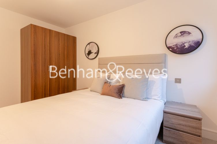 2 bedrooms flat to rent in Healum Avenue, Southall, UB2-image 9