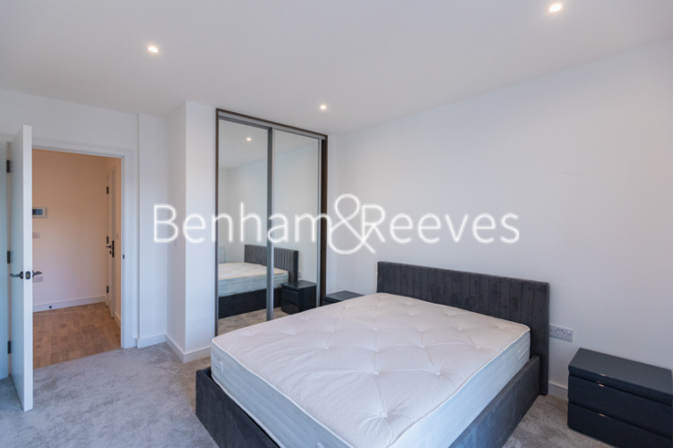 1 bedroom flat to rent in Cedrus Avenue, Southall, UB1-image 3