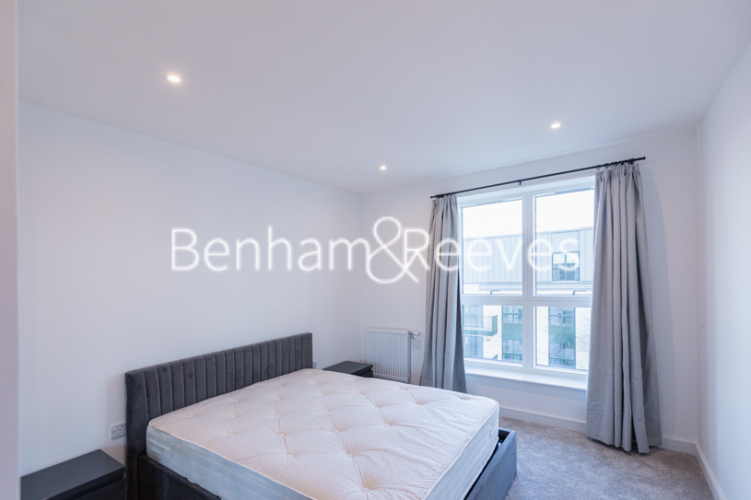 1  bedroom flat to rent in Cedrus Avenue, Southall, UB1-image 8