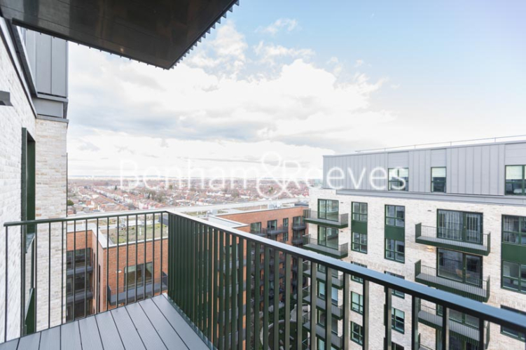 1 bedroom flat to rent in Cedrus Avenue, Southall, UB1-image 9