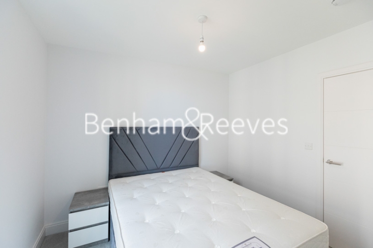 1 bedroom flat to rent in Memorial Avenue, Slough, SL1-image 3