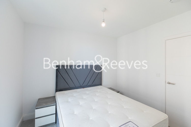 1  bedroom flat to rent in Memorial Avenue, Slough, SL1-image 3