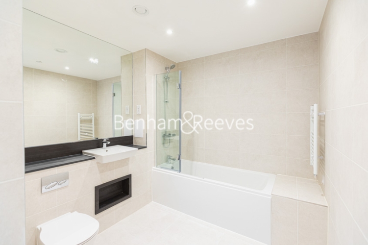 1 bedroom flat to rent in Carnation Gardens, Hayes, UB3-image 4