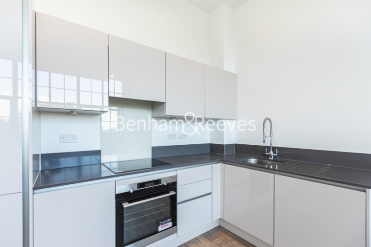 1 bedroom flat to rent in Carnation Gardens, Hayes, UB3-image 7