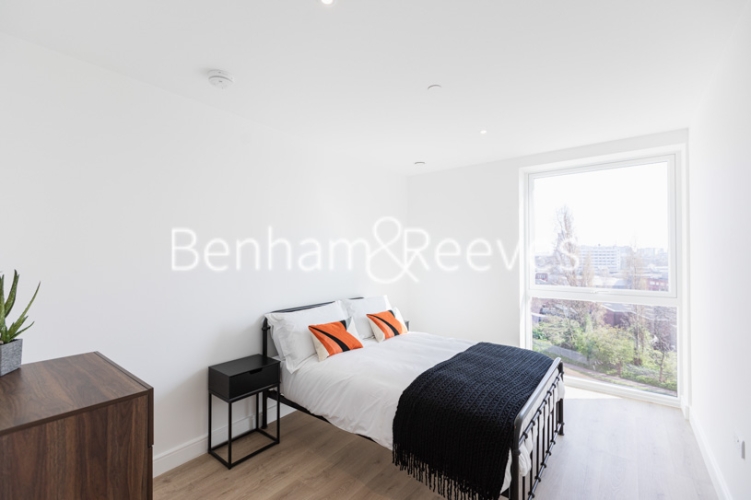 2 bedrooms flat to rent in Beresford Avenue, Wembley, HA0-image 3