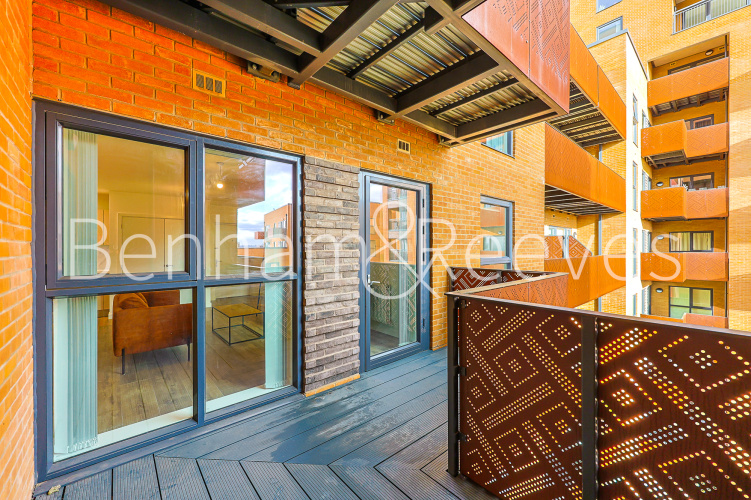 2  bedrooms flat to rent in East Acton Lane, Acton, W3-image 13