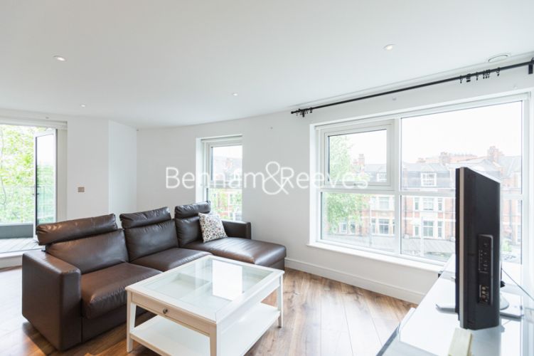 2  bedrooms flat to rent in New Broadway, Ealing, W5-image 1