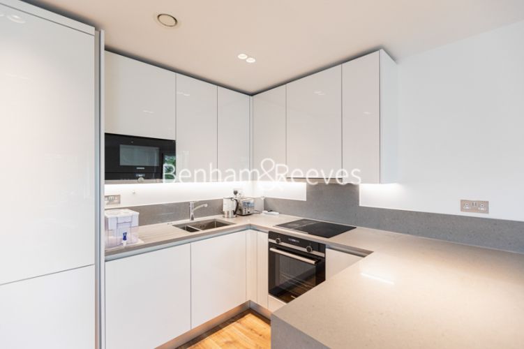2 bedrooms flat to rent in New Broadway, Ealing, W5-image 2