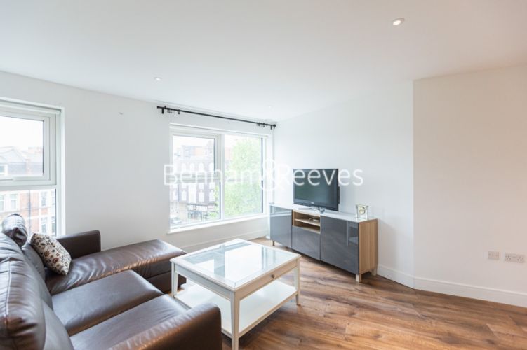 2 bedrooms flat to rent in New Broadway, Ealing, W5-image 19