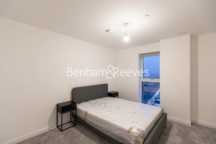 1 bedroom flat to rent in East Acton Lane, Acton, W3-image 3