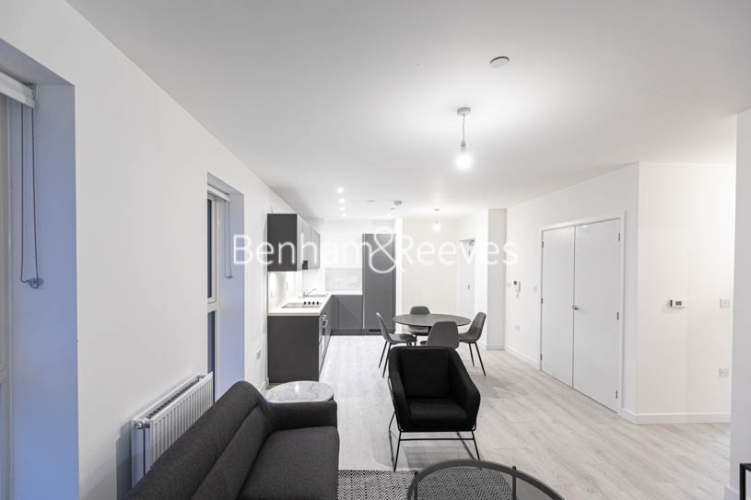 1  bedroom flat to rent in East Acton Lane, Acton, W3-image 15