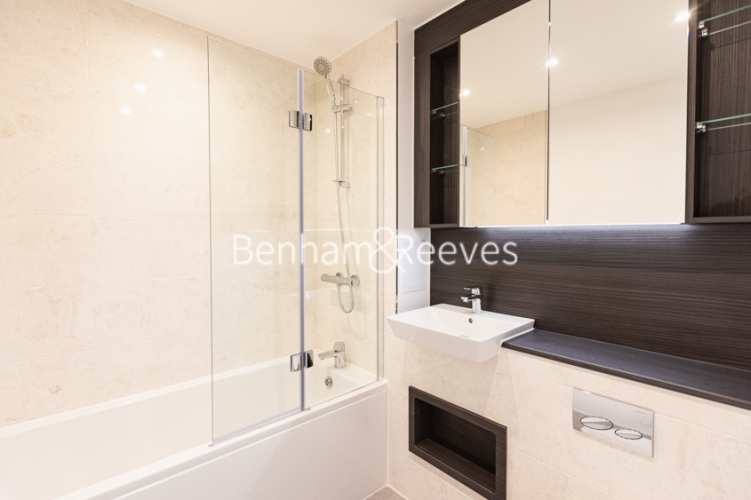 3  bedrooms flat to rent in Carnation Gardens, Hayes, UB3-image 9