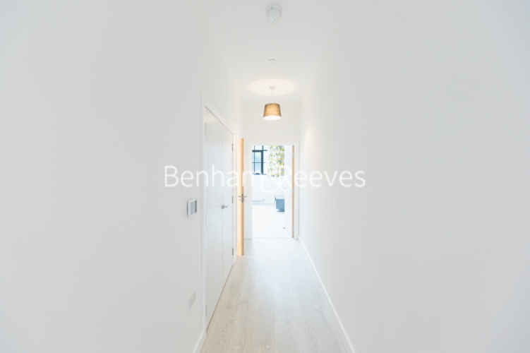 1 bedroom flat to rent in Carnation Gardens, Hayes, UB3-image 10
