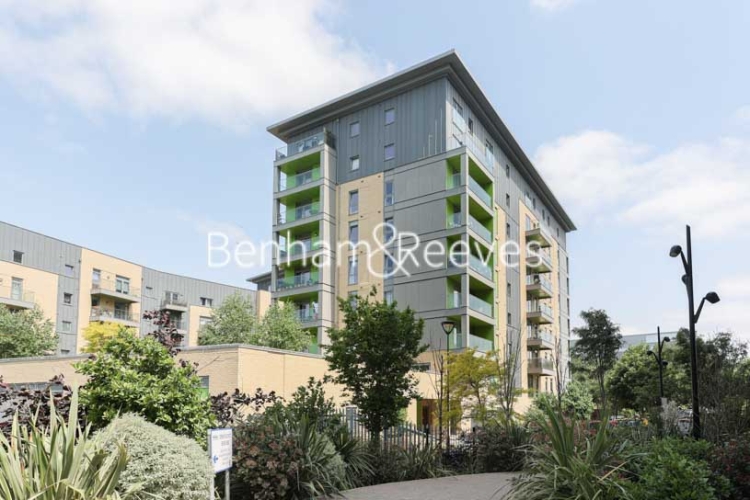 2 bedrooms flat to rent in Lakeside Drive, Park Royal, NW10-image 5
