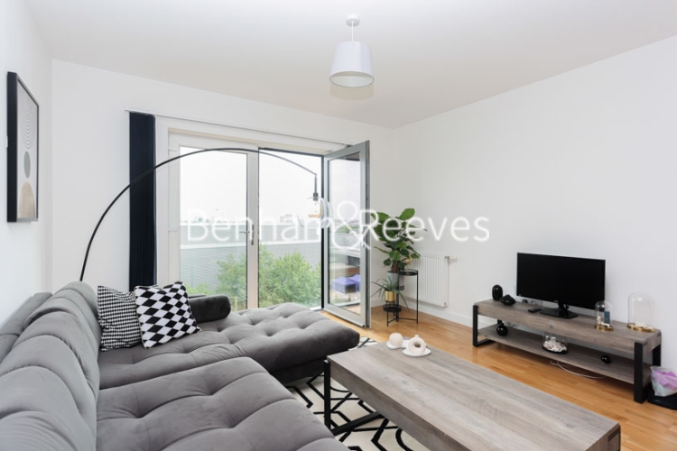 2 bedrooms flat to rent in Lakeside Drive, Park Royal, NW10-image 11