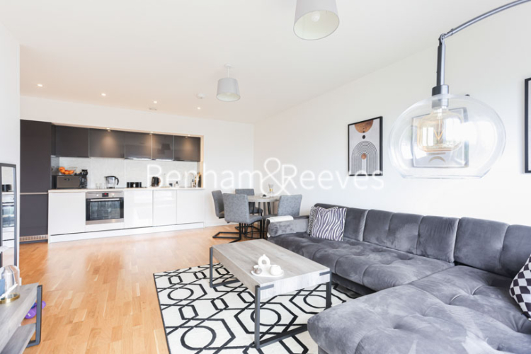 2  bedrooms flat to rent in Lakeside Drive, Park Royal, NW10-image 12