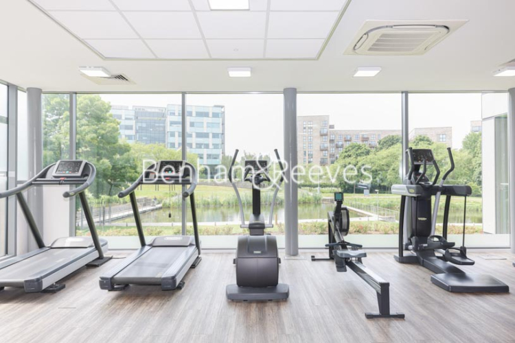 2  bedrooms flat to rent in Lakeside Drive, Park Royal, NW10-image 14