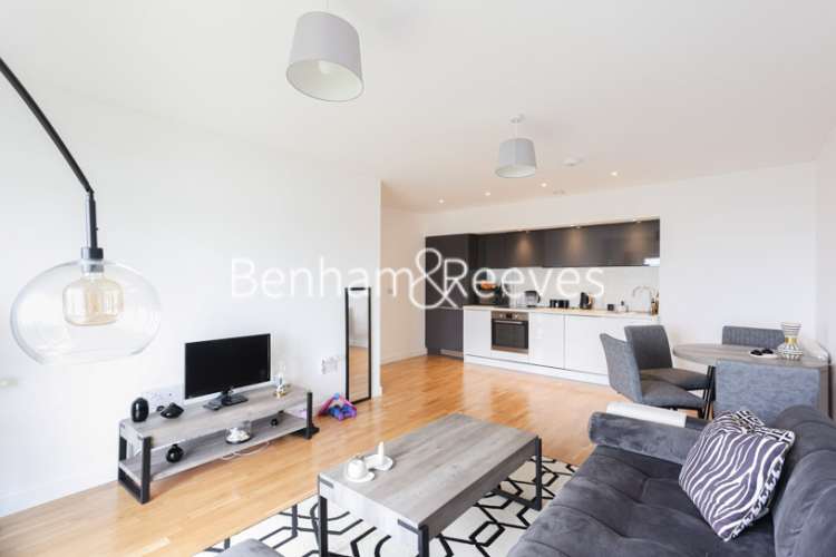 2  bedrooms flat to rent in Lakeside Drive, Park Royal, NW10-image 22