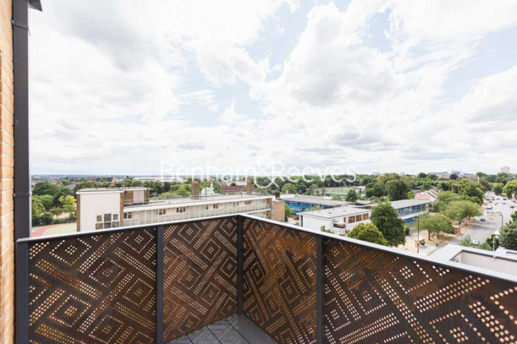 1  bedroom flat to rent in East Acton Lane, Acton, W3-image 6