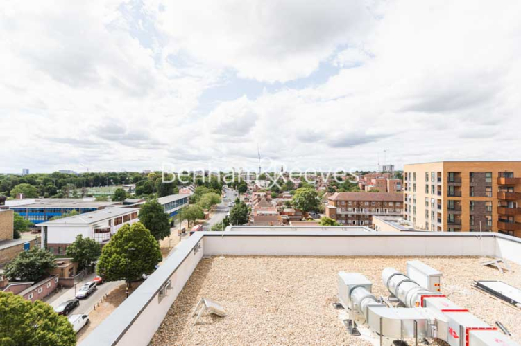 1 bedroom flat to rent in East Acton Lane, Acton, W3-image 10