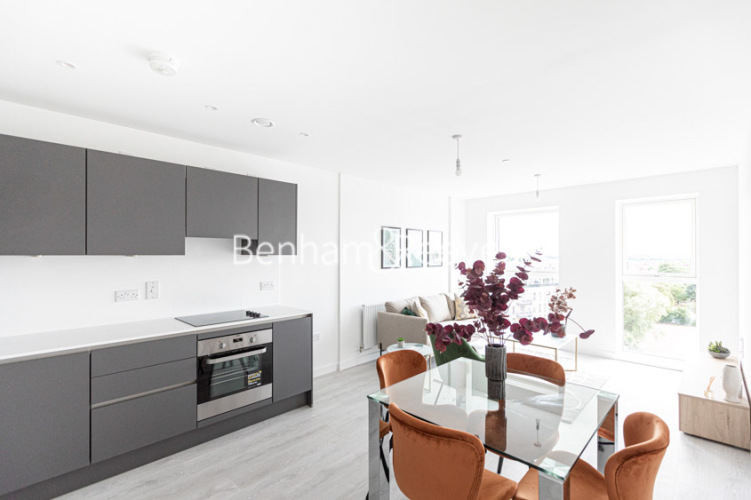 1  bedroom flat to rent in East Acton Lane, Acton, W3-image 14