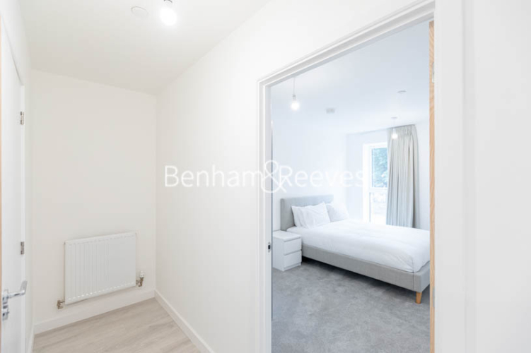 1 bedroom flat to rent in East Acton Lane, Acton, W3-image 10