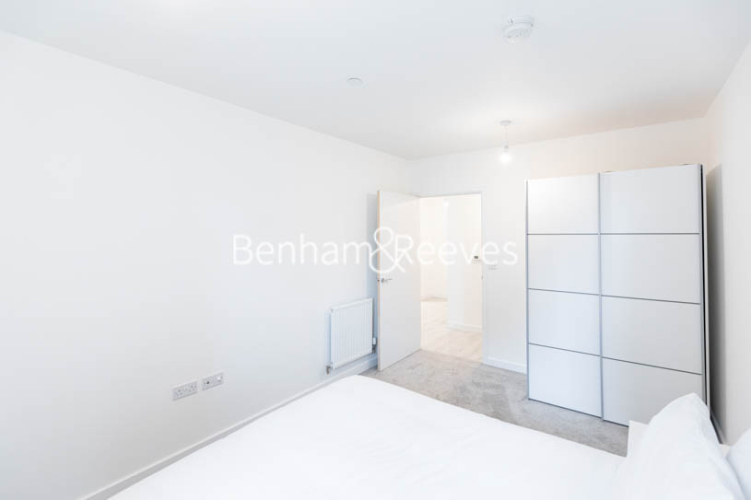 1  bedroom flat to rent in East Acton Lane, Acton, W3-image 14