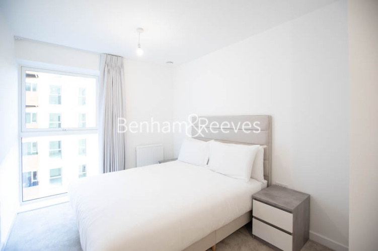 2 bedrooms flat to rent in East Acton Lane, Acton, W3-image 9