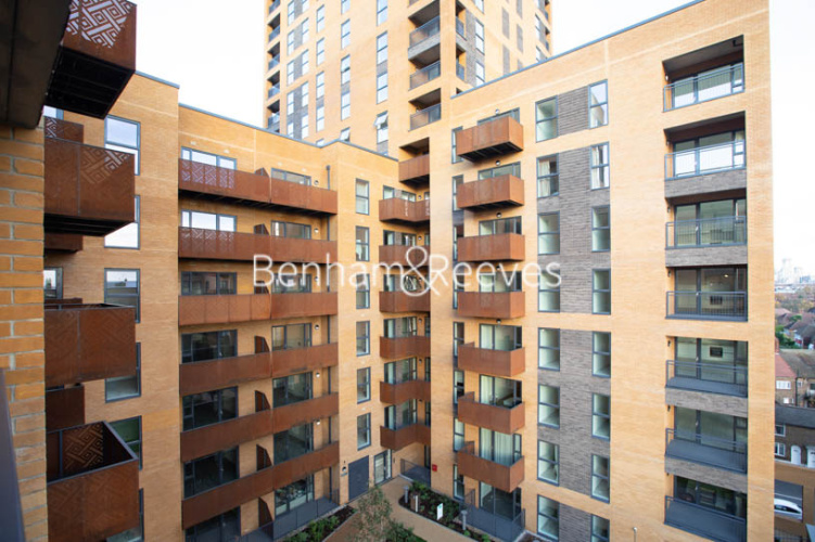 2 bedrooms flat to rent in East Acton Lane, Acton, W3-image 14