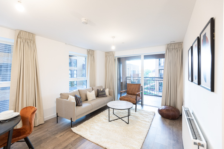 2  bedrooms flat to rent in East Acton Lane, Acton, W3-image 1